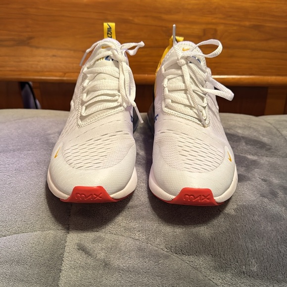 Nike Air Max 270 sneakers - Picture 3 of 7